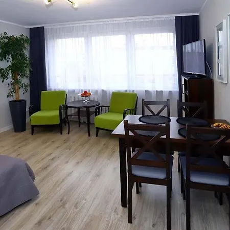 Apartment Samodzielne 3-pokojowe Mieszkanie Blisko Plazy Ustka